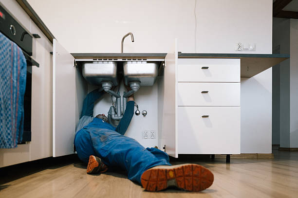Professional Leak Detection technician working in Pine Mountain Club, CA